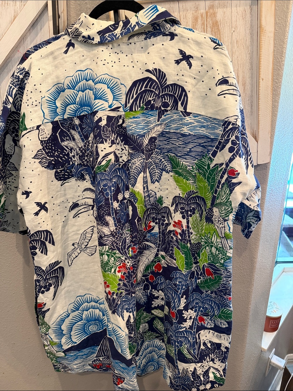Farm rio Tropical Print Button-Up jumper nwt ptp 26 length 35 rare pattern!!! - Picture 9 of 10